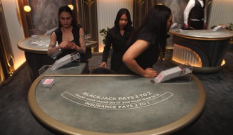Live Table
