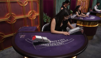 Live Table