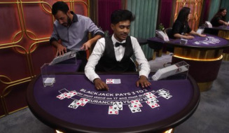 Live Table