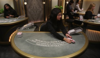 Live Table