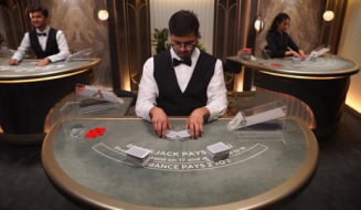 Live Table