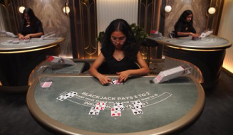 Live Table