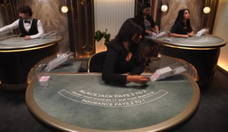Live Table