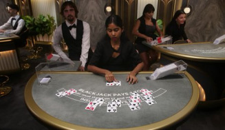 Live Table