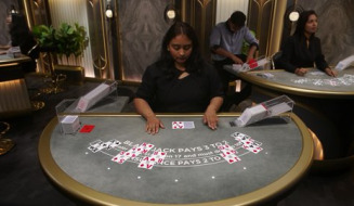 Live Table