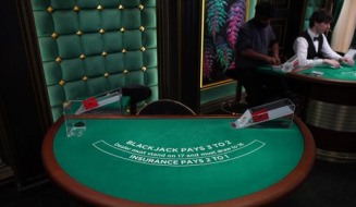 Live Table