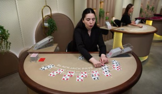 Live Table